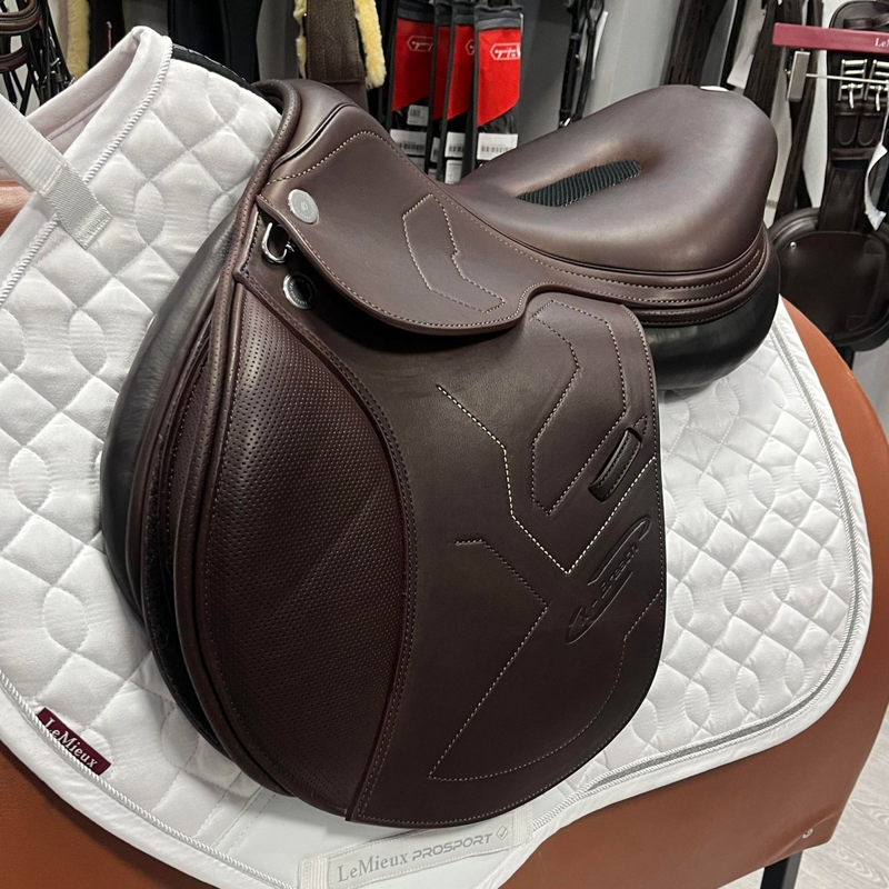 Prestige X-Breath Double Flap Jump Saddle - Tabacco - 17 - 34-2